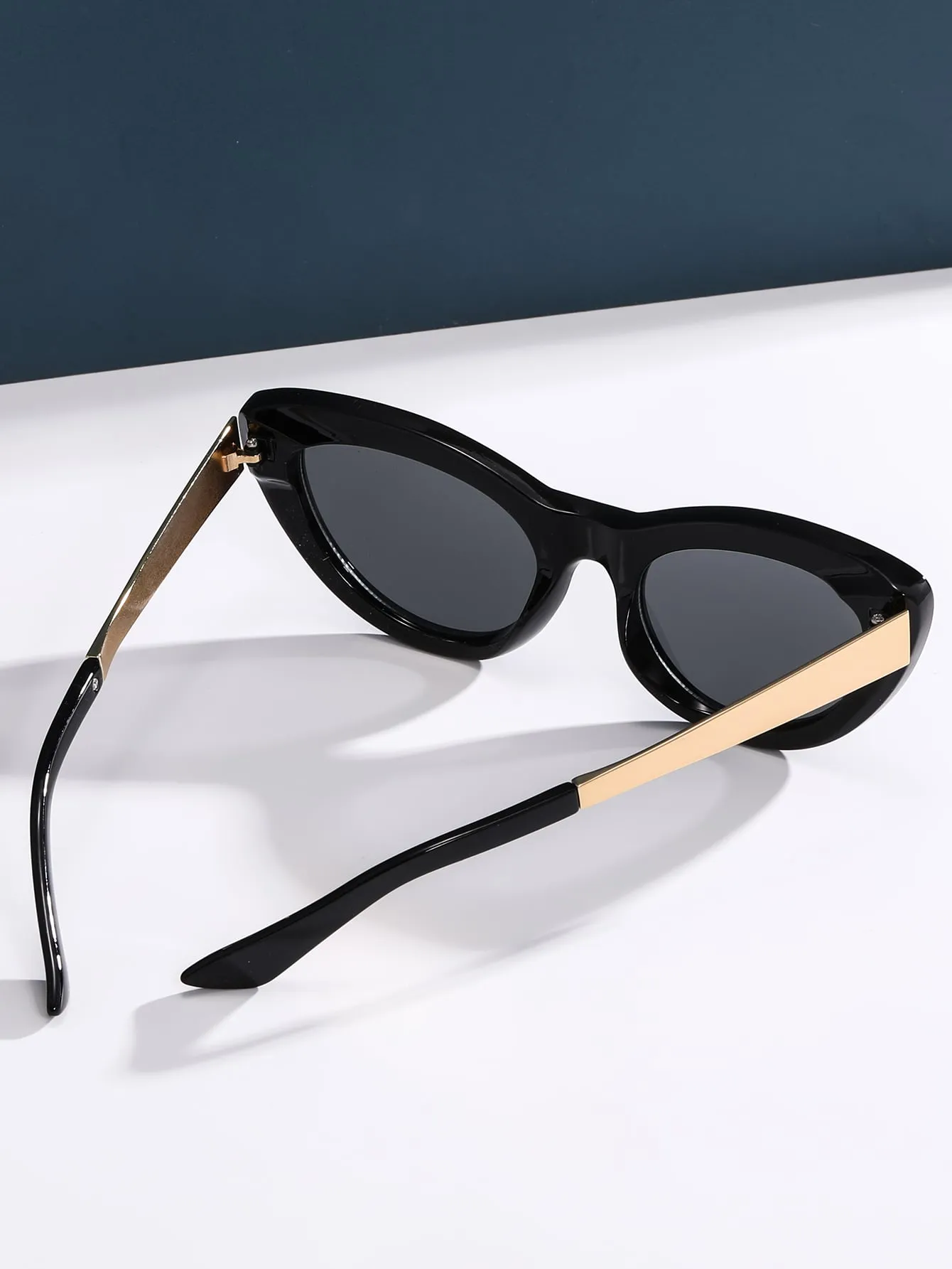 1pair Women Cat Eye Fashionable Sunglasses For Outdoor