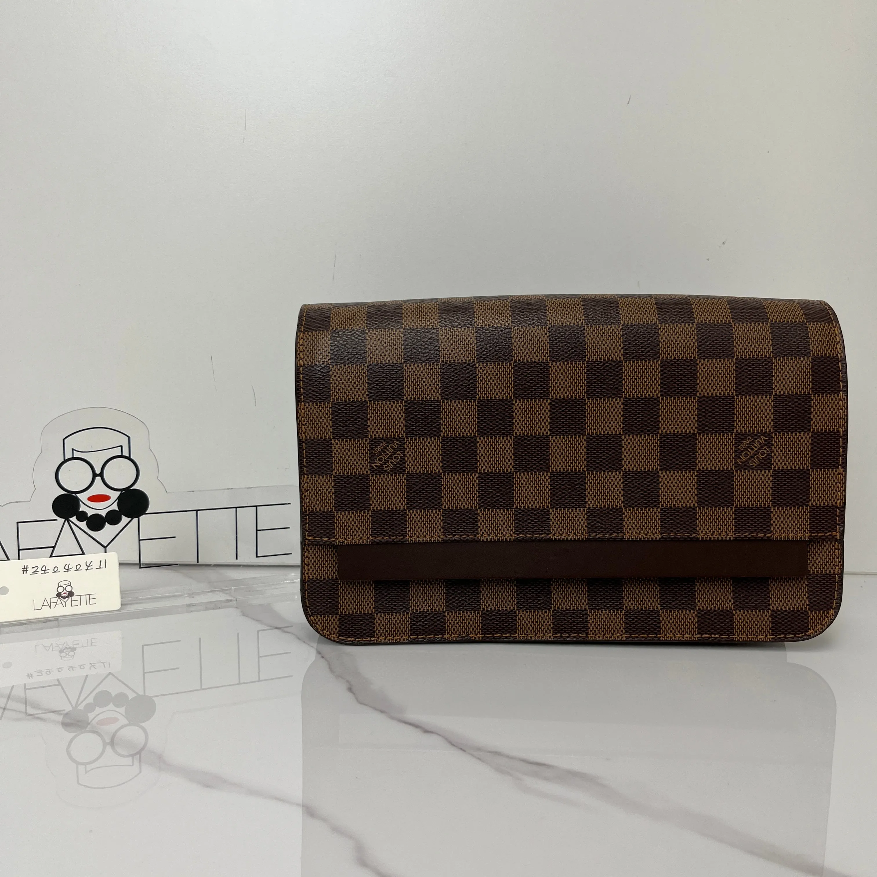 Louis Vuitton Saint Louis Clutch