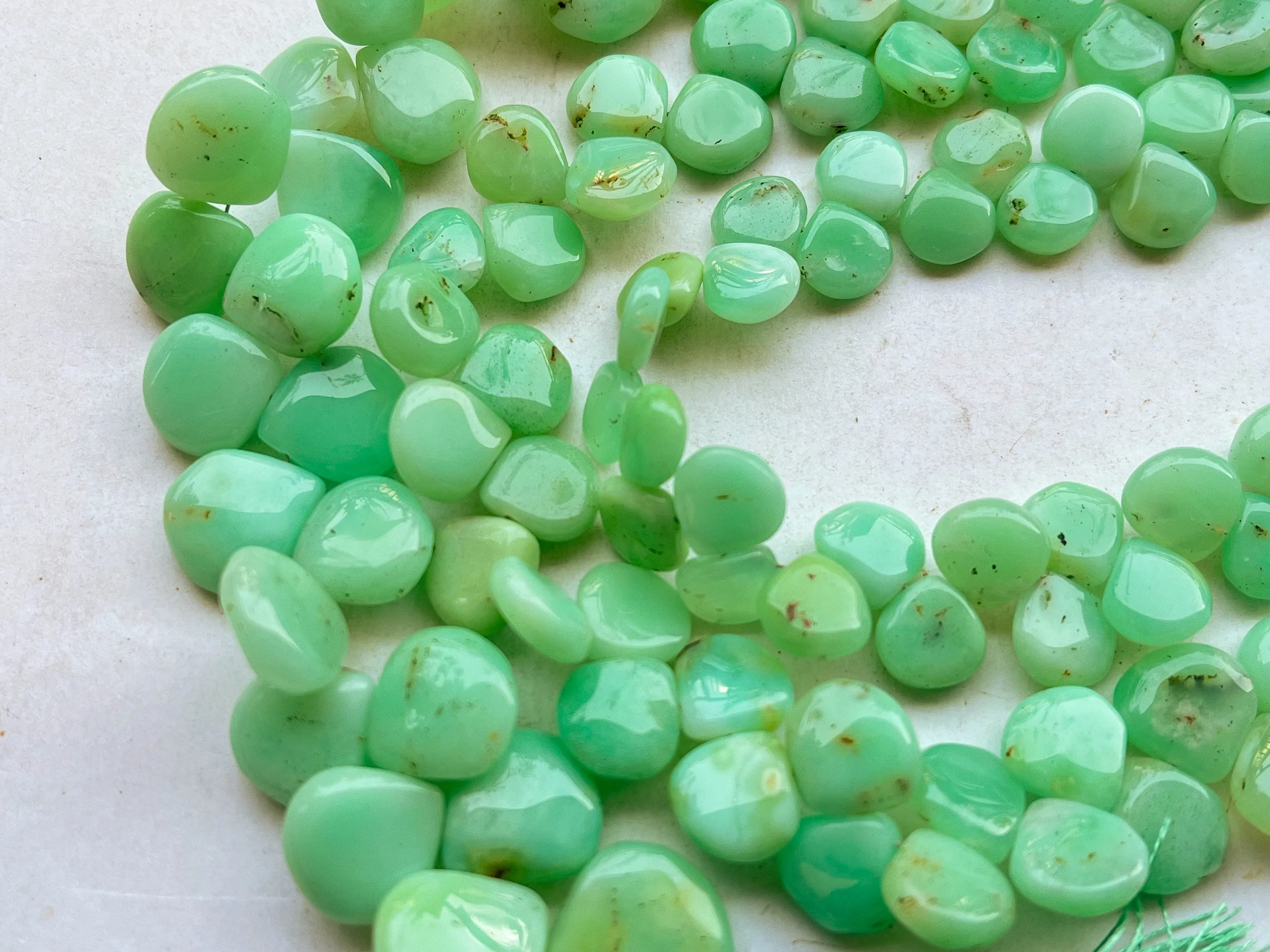 Natural Chrysoprase Smooth Heart Shape Briolette Beads