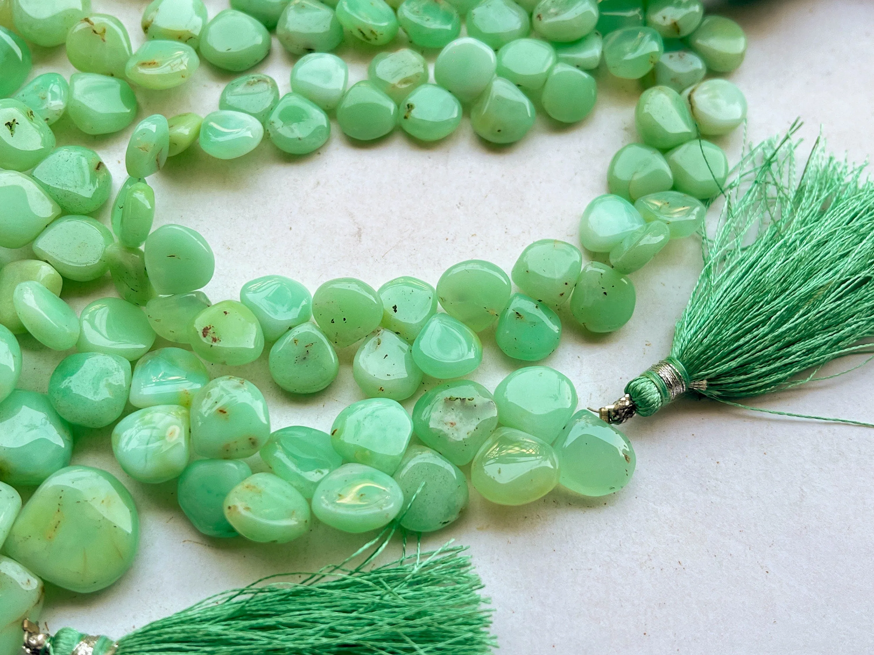 Natural Chrysoprase Smooth Heart Shape Briolette Beads