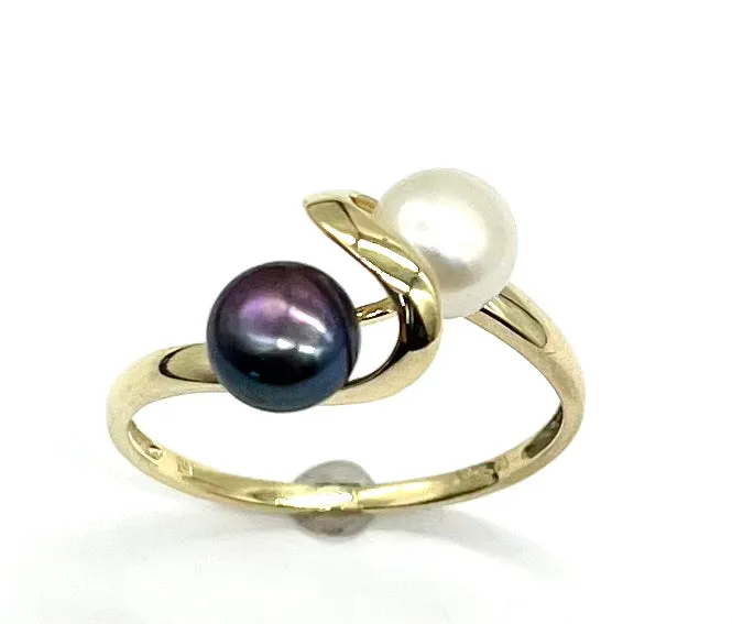 White and Black Pearl Bypass Ring