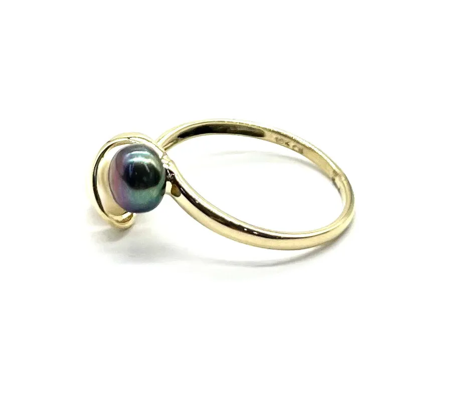 White and Black Pearl Bypass Ring